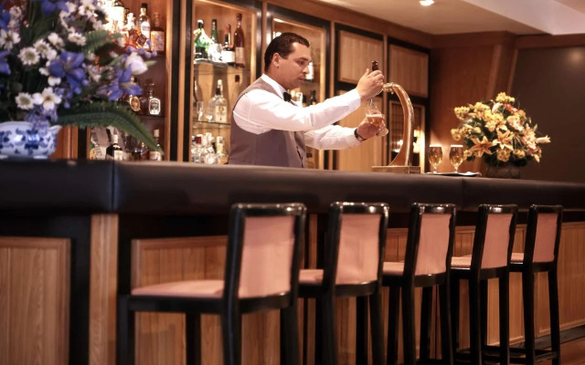VIP Executive Suites do Marques Hotel