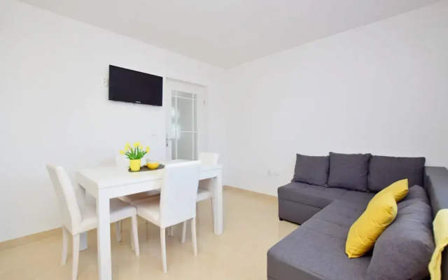Apartment Maja