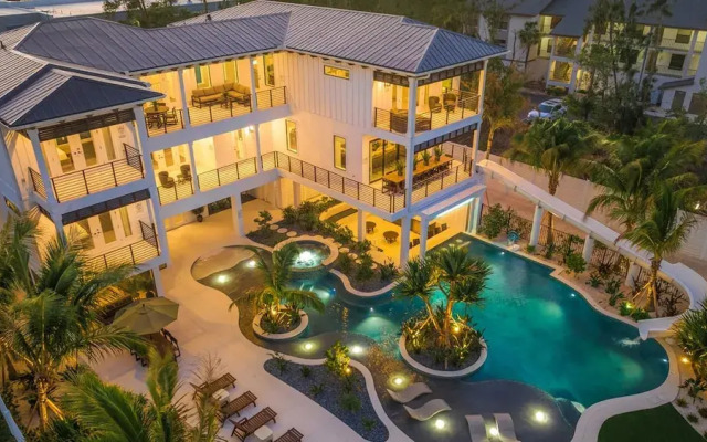 Siesta Key Estate in Sarasota