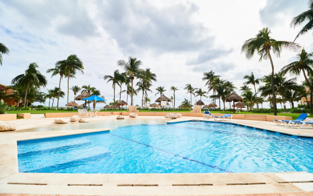 Peaceful Rustic Apartment Beachfront Swimming Pool Terrace Awesome Amenities