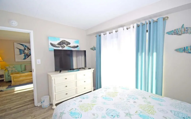 Wight Bay 233 2 Bedroom Condo by RedAwning