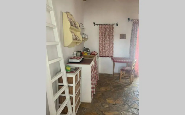 Diakofti Fishermen beachfront house