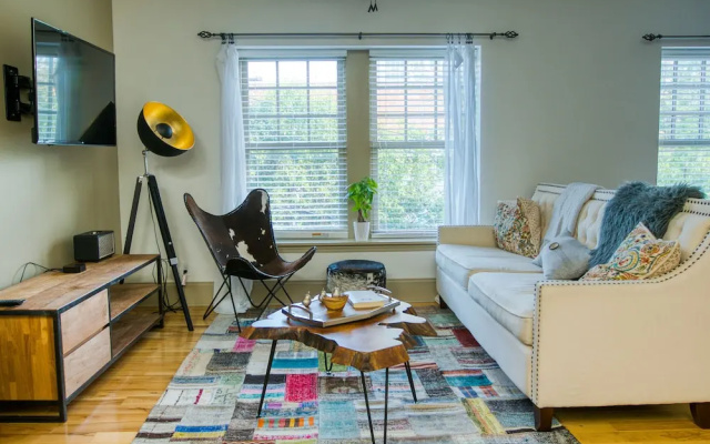 5 Walnut Lofts