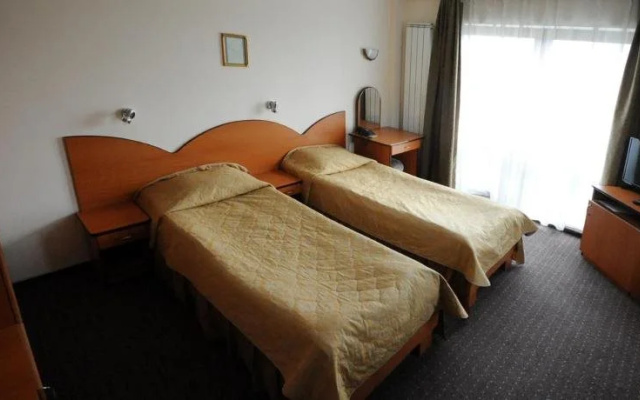 Hotel Everest
