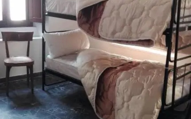 Phoenix Hostel