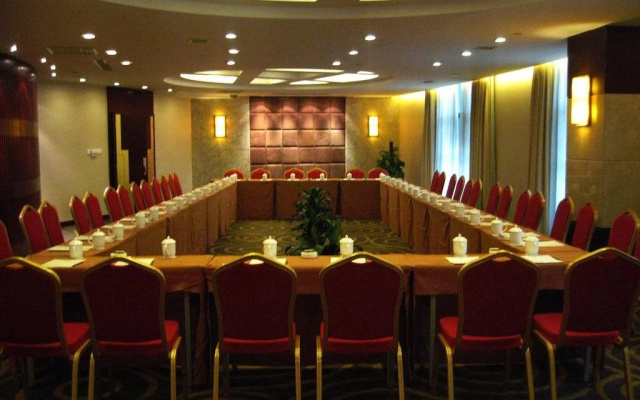 Huayu International Hotel
