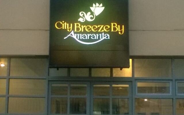 Отель City Breeze By Amaranta вид на фасад