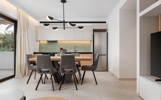 Glyfada Signature Apartment