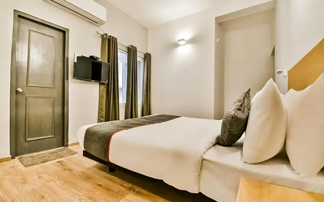 OYO Townhouse 182 Menka
