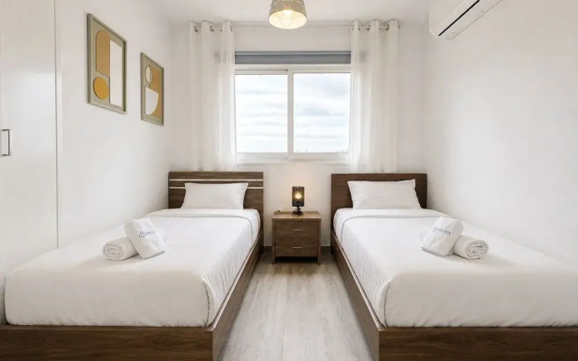 Olympus Stylish 2-BR Apt in Larnaca