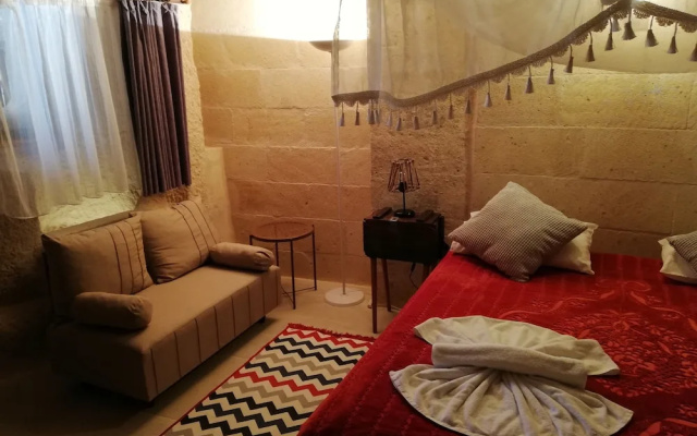 Cronos Cappadocia Cave Hotel