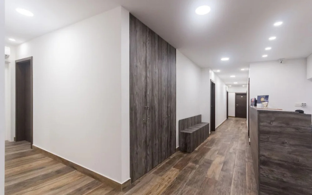 Apinelo Hostel & Apartments