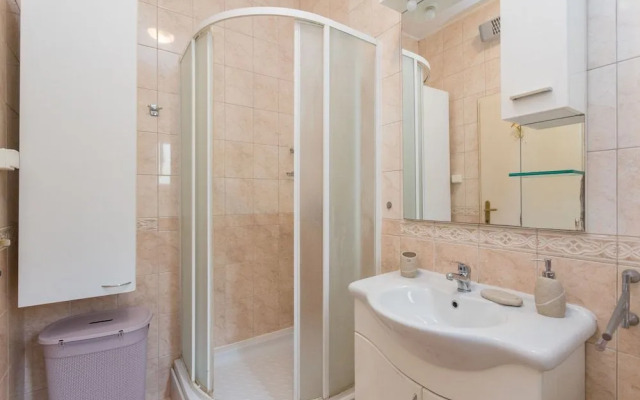 Ellu Apartments