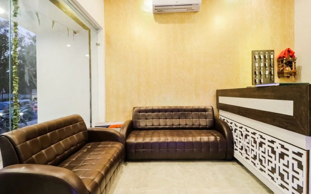 Oyo 61261 Hotel Z