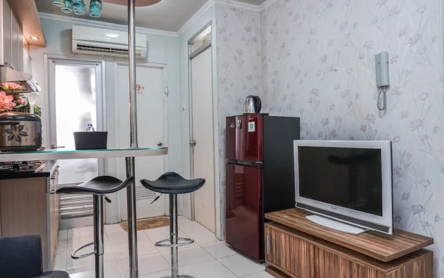 Minimalist Emerald 2br Apartment at Gading Nias Residences