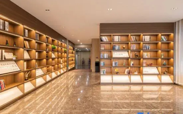 Rujia Ruibai Yun Hotel (Tianjin Beichen Xiditou Branch)