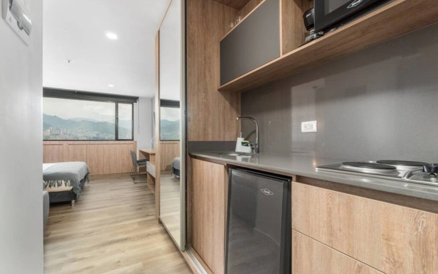 Go Living Suites - 1402