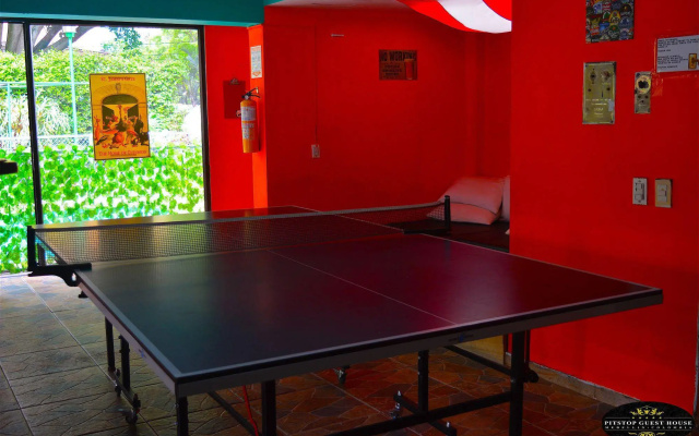 Pitstop Guest House