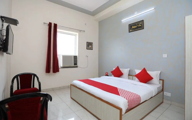Oyo 17291 Shree Ram Palace