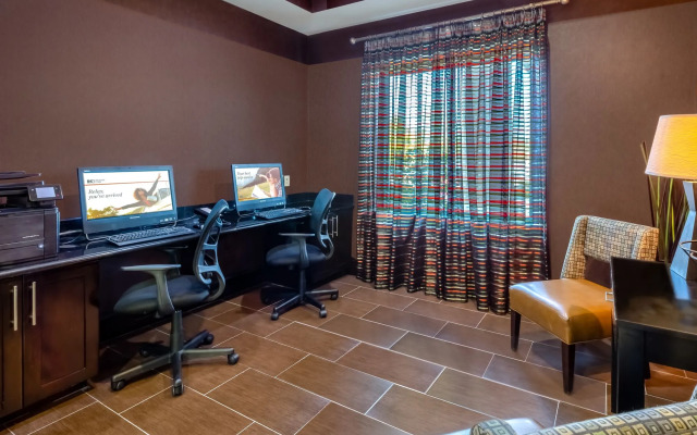 Holiday Inn Express Hotel & Suites DALLAS WEST by IHG