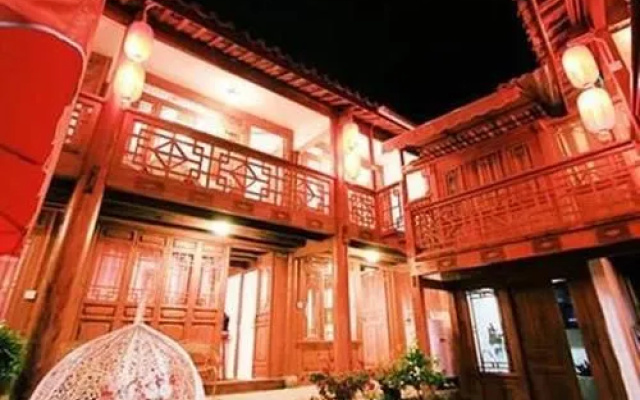 Floral Tao Yuan Garden Hotel(丽江古城桃源雅居客栈)