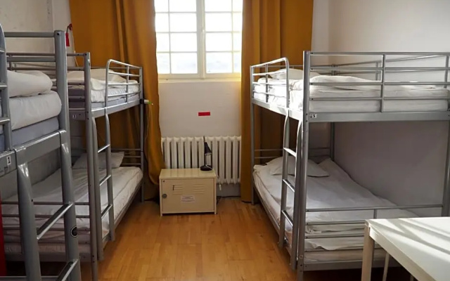 New Word St. Hostel