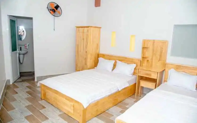 Hai Dong Hotel