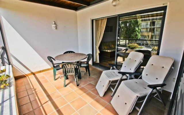 Apartamento T1 em Lagos com piscina e garagem