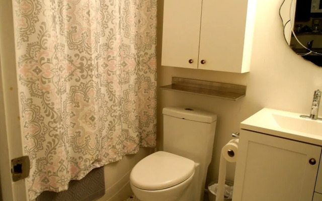 1 BR Prime Location In City