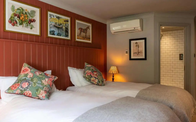 The Dukes Head Hotel