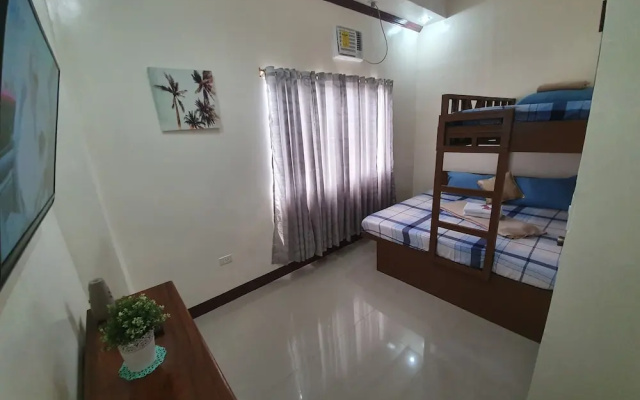 Grants Building Traveller's Lodge