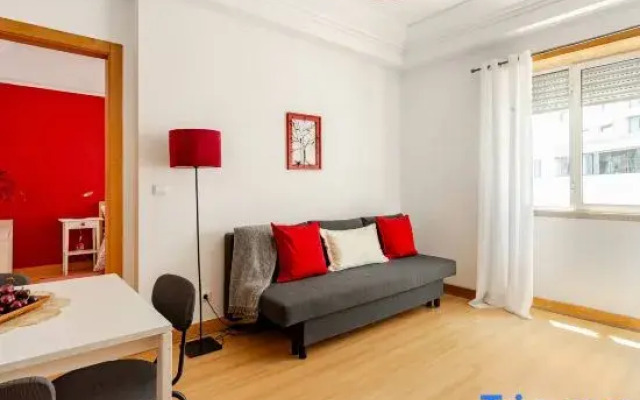 Top Location Beautiful Apartment!