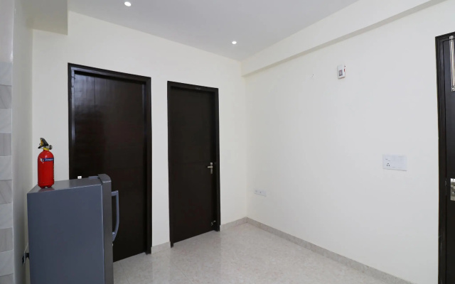 OYO 24514 Galleria Square