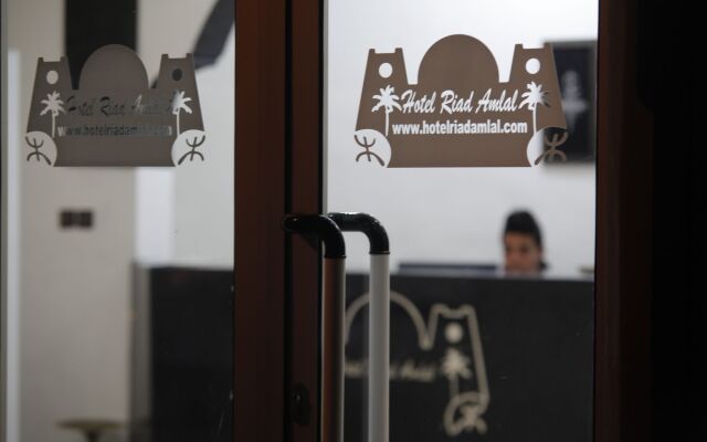 Отель Riad Amlal Марокко, Уарзазат - отзывы, цены и фото номеров - забронировать отель Riad Amlal онлайн вид на фасад