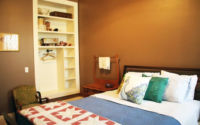 23 Steps Inn