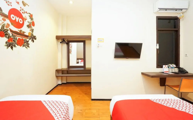 OYO 275 Hotel Kita
