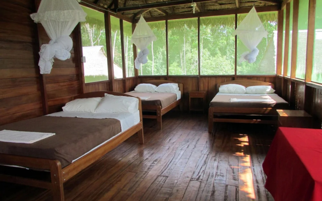 Huitoto Lake Lodge