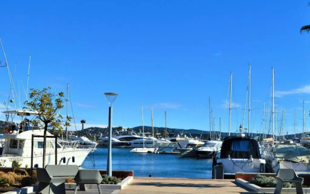 Appartement Cavalaire-sur-Mer, 1 pièce, 4 personnes - FR-1-226B-31