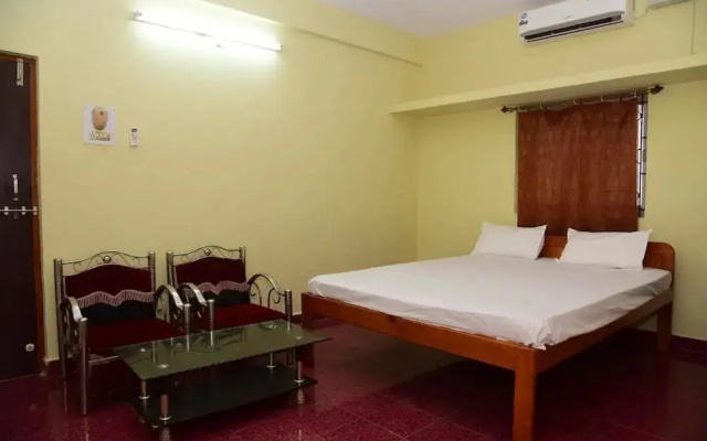 Nirvaah Room Siolim- Kitchenete