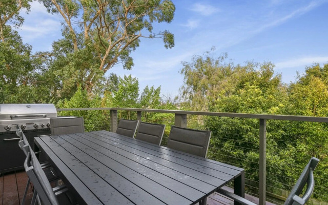 Summer Breeze - Free Wifi & Netflix Inlet Side Central Location