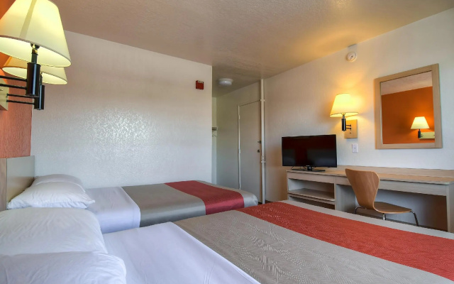 Motel 6 Flagstaff, AZ - Butler
