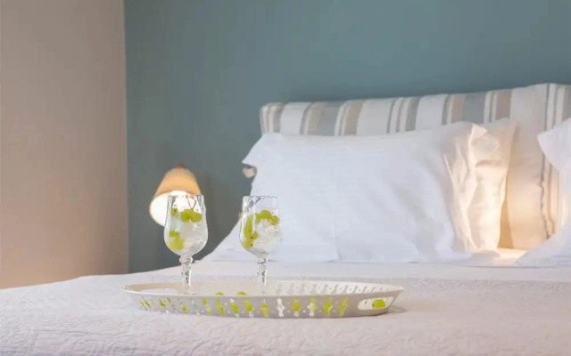 Enalion Apartments