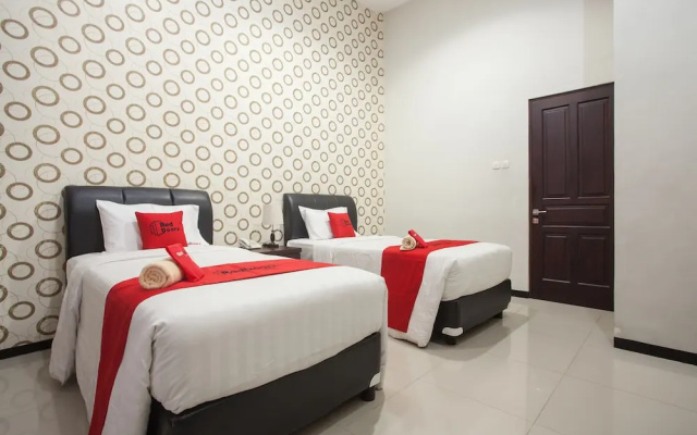 RedDoorz near Taman Rekreasi Sengkaling