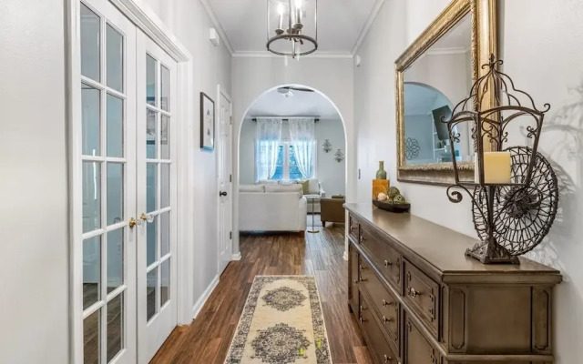 Southern Charm by Southern Vacation Rentals