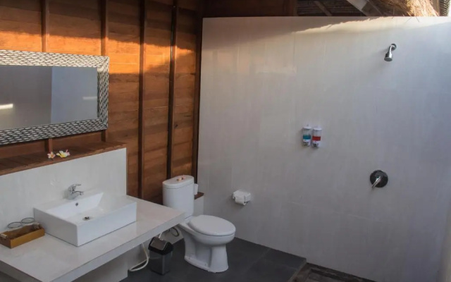Lembongan Mantra Huts