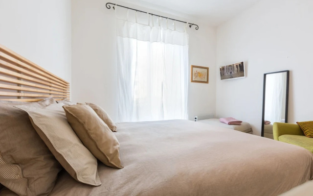 Explore the Amalfi Coast from a Cosy Home in Sorrento Centre
