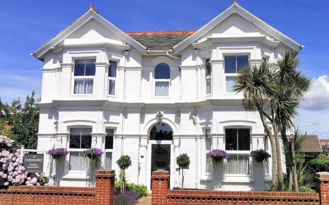 Fernhurst Holiday apartments