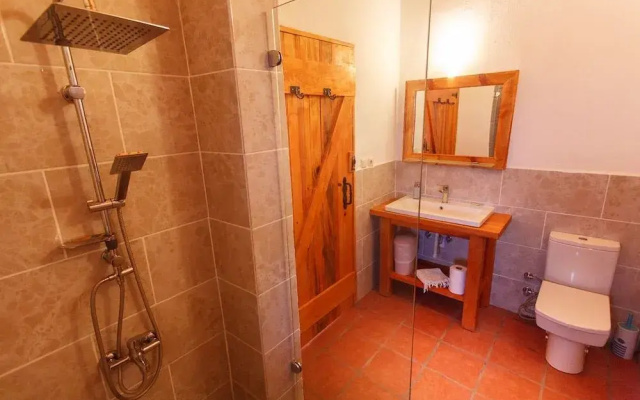Ionia Guest House