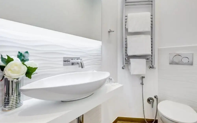 Opera Private Suites