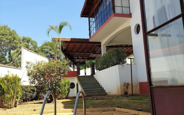 Lindo estudio perto do Hospital BOS